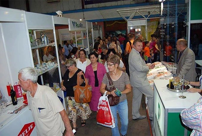 Sajam šljive: Nagrađene najbolji proizvodi i rakije