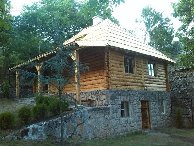 Raspada se Gavrilova rodna kuća