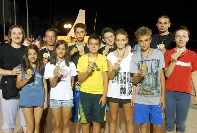 Cro Staru 10 medalja na Korčuli, Knezović i Pandža zlatni