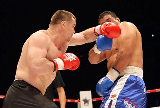 Cro Cop razbio Japanca, zlatni olimpijac završio s krvavom glavom!