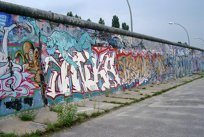 Polovica Nijemaca ne zna kada je podijeljen grad Berlin