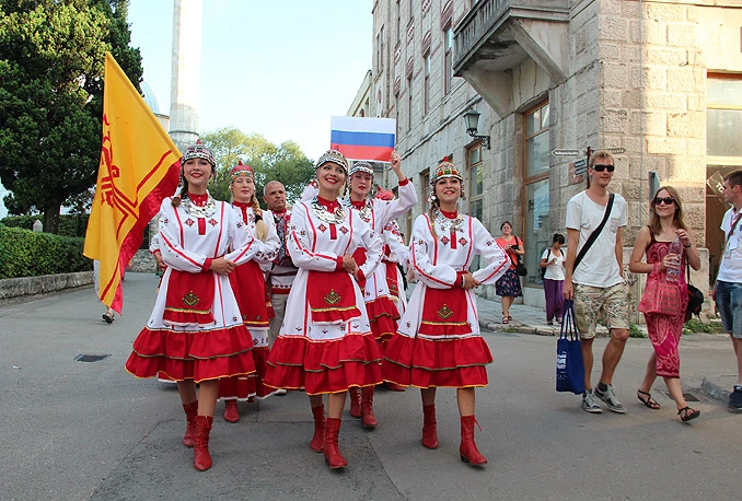 Festival foklora ulicama Mostara i Blagaja