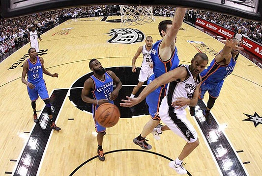 Parker u Spursima do 2018