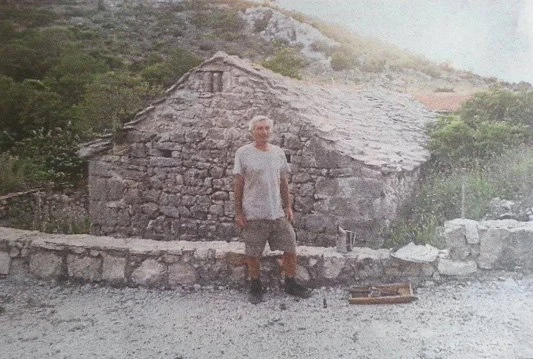 U doskora iseljeni Previš kod Hutova uskoro stiže struja