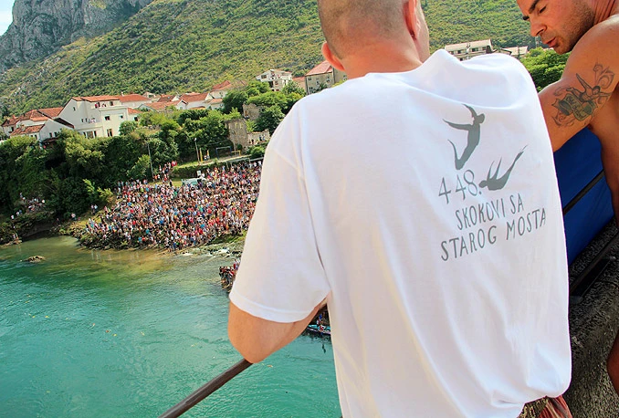 Goluža: Skokovi sa Starog mosta stari su samo 46 godina