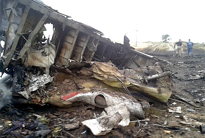 MH17 se srušio zbog 'velike eksplozivne dekompresije'
