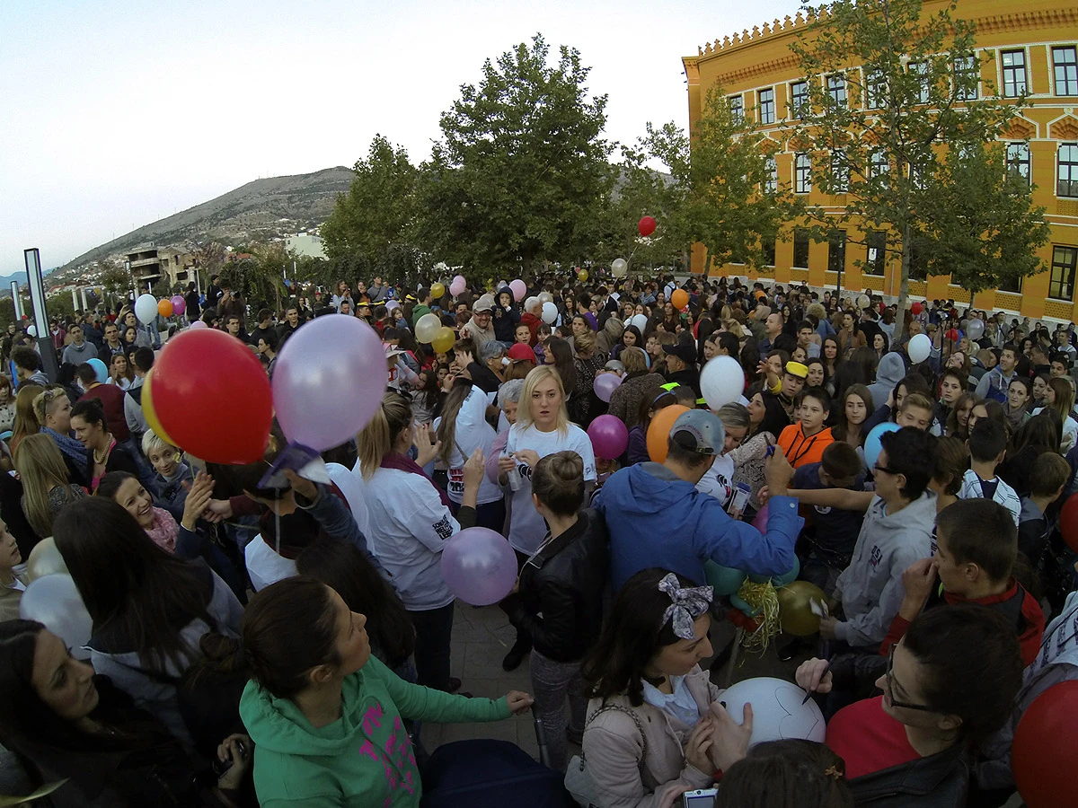 Čokoladni neredi danas u Mostaru, Sarajevu i Banja Luci