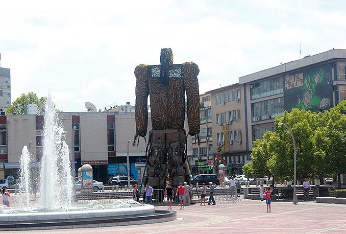 Transformersi čuvaju Podgoricu
