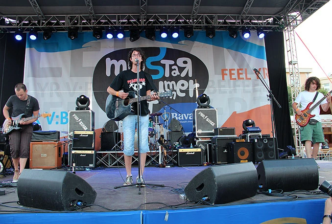 Promo pjesmom bend 'Anarhiv' najavljuje album