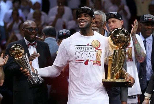 LeBron James vratio se u Cleveland!