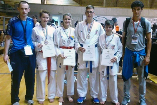 Uspješan nastup čitlučkih karatista na Svjetskom karate kupu za kadete i juniore u Umagu