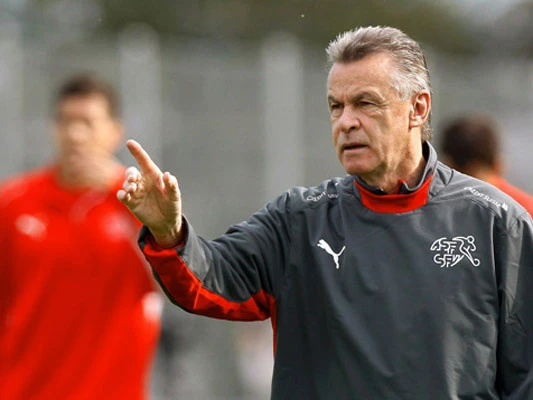 Izbornik Švicarske Ottmar Hitzfeld se oprostio od nogometa