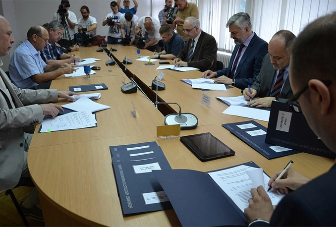 Znanost u Federaciji dobila milijun i 300.000 KM