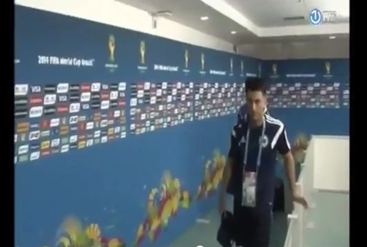 Spahić novinarima:  ''Nemojte ni pokušavati, može vas sram i stid biti''
