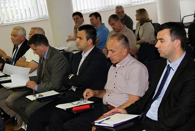 Odgođeno usvajanje Financijskoga izvješća Aluminija