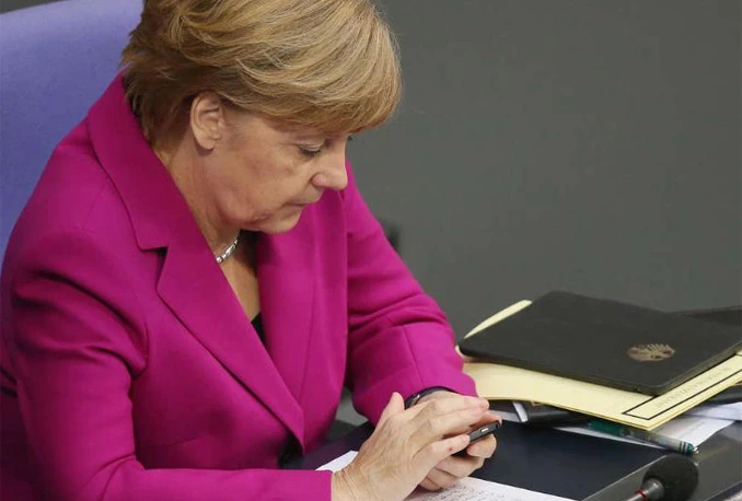 Merkel dobila mobitel sa zaštitom od prisluškivanja