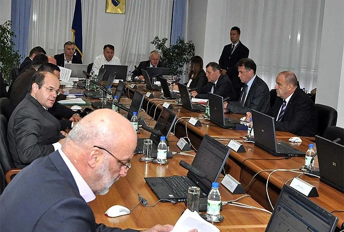 Vlada izbrojala novac za odštete i popravila prijedlog za Fond