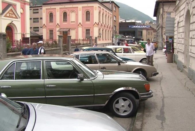 U Travniku 3. Internacionalni oldtimer skup