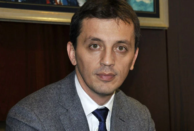 Lopovi opustošili stan ministra