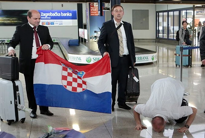 Islamska zajednica BiH od Vatikana traži objašnjenje zašto je dočekan Kordić