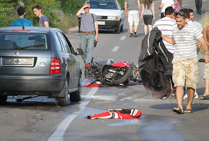 Mostar - Goranci: Teško ozlijeđen vozač motocikla