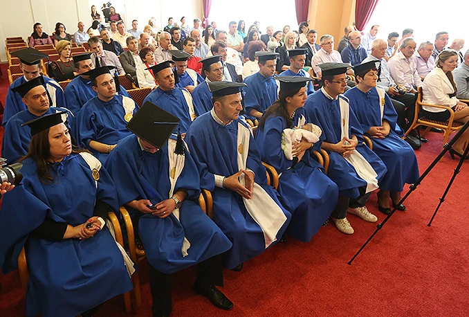 Hercegovina dobila 16 specijalista za hranu i piće