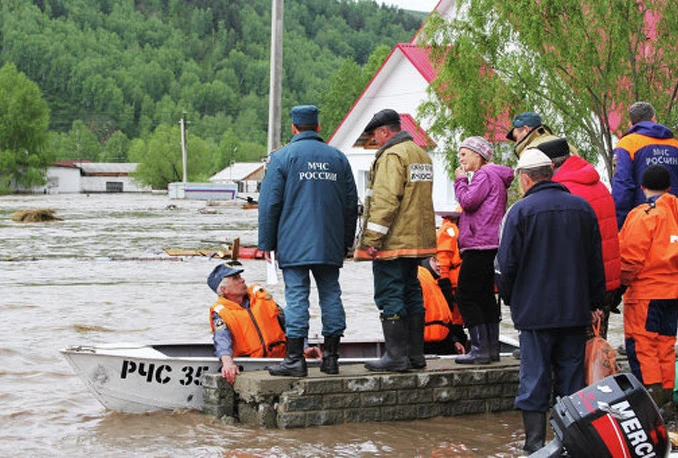 Poplave u Sibiru, evakuirano oko 10 tisuća osoba