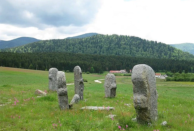 Uređuje se nekropola Maculje