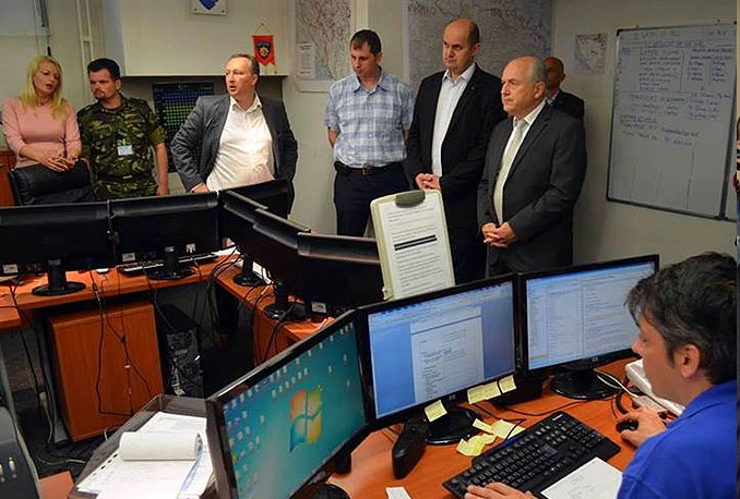 Oduševljeni Inzko: Ne treba gledati tko je kriv