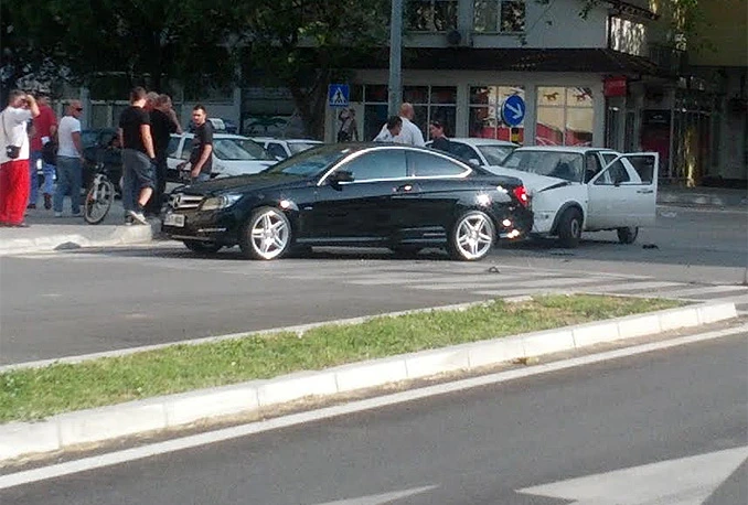 Tko još broji: Opet sudar na vrhu Avenije