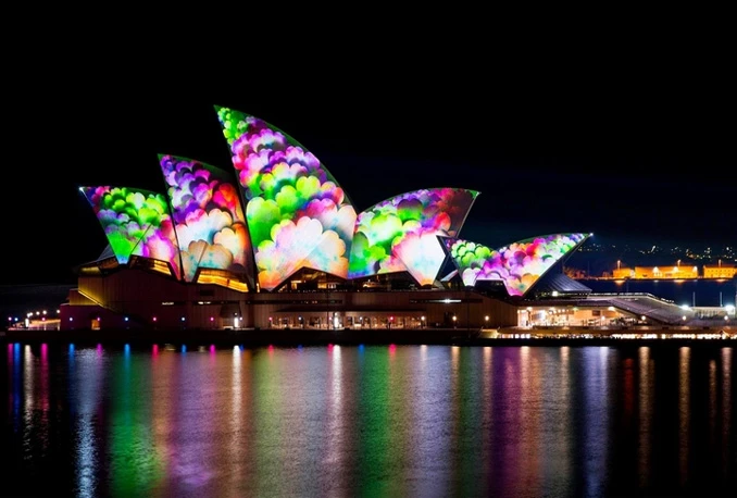 Sydney u nesvakidašnjoj svjetlosti