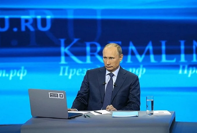 Putin neće blokirati ni Facebook ni Twitter