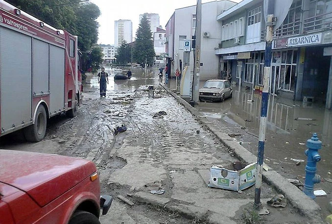 Prikupljeno 1,7 milijuna KM za pomoć ugroženim u poplavama u RS