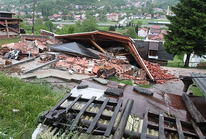 Mještani naselja Svrake prije tri godine bili su upozoreni na klizište!