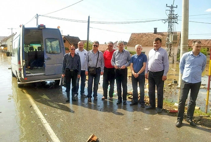 Izaslanstvo HDZ-a BiH na poplavljenim područjima Posavine