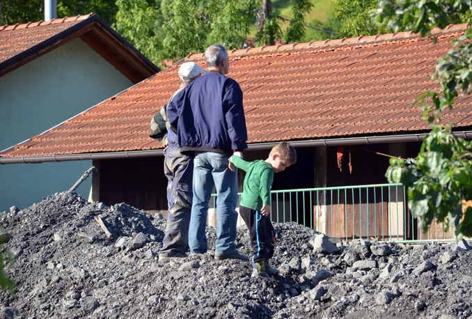 Prizor koji ostavlja bez daha - život stao u trenu katastrofe