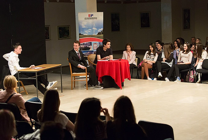 Poetsko scenski kolaž 'Kao u snu'