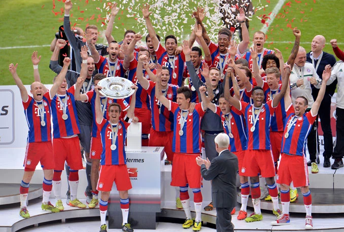 Bayern pobjedom proslavio titulu, Lewandowski prestigao Mandžukića