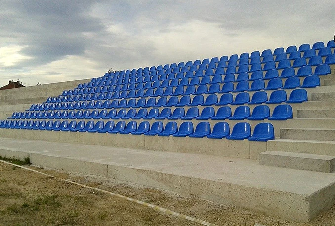 Započelo postavljanje sjedalica na Gradskom stadionu Vitez