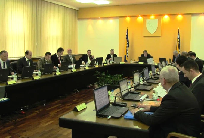 Vlada FBiH: Unaprijediti poslovno okruženje smanjenjem koraka u procesu registracije