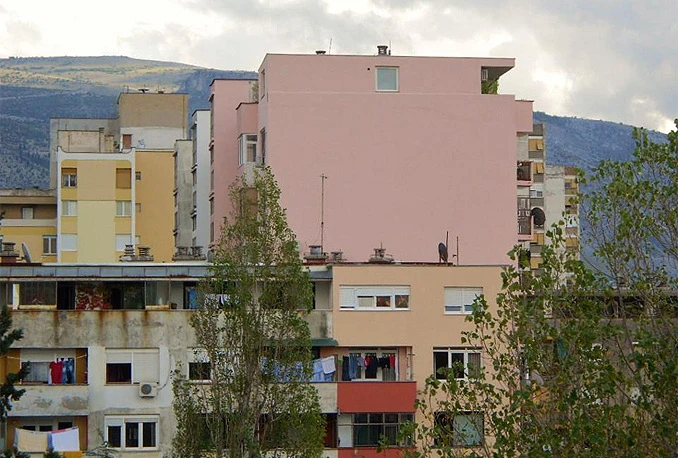 Fasade su lice grada, a u Mostaru je za njih malo koga briga