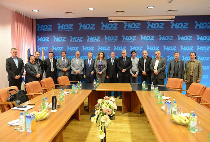 Predstavnici HNS-a BiH i udruge ''Prsten'' razgovarali o položaju Hrvata u BiH