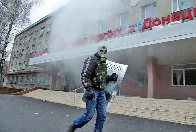 Stotinjak proruskih separatista zauzelo sjedište policije!