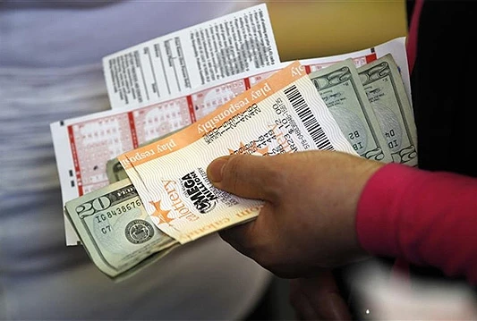 Bacio u smeće listiće lutrije s dobitkom od 1,25 milijuna dolara