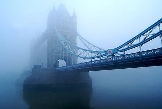 Veliki oblak smoga pokrio London