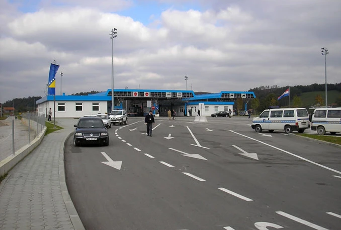 Granični prijelaz Kamensko bez teretnog prometa na dva mjeseca