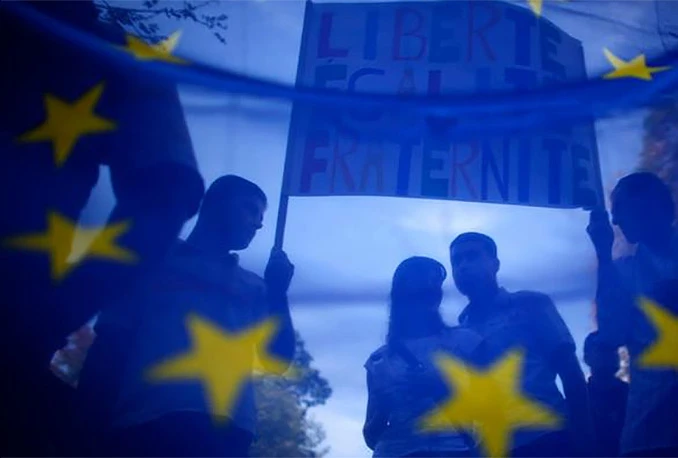 Osnivanje europskog parlamenta mladih