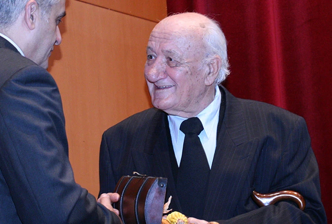 Održan komemorativni skup u povodu smrti doajena mostarskog glumišta Ante Vicana