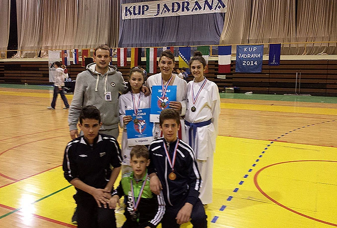 13 medalja za dva karate kluba iz Širokog Brijega