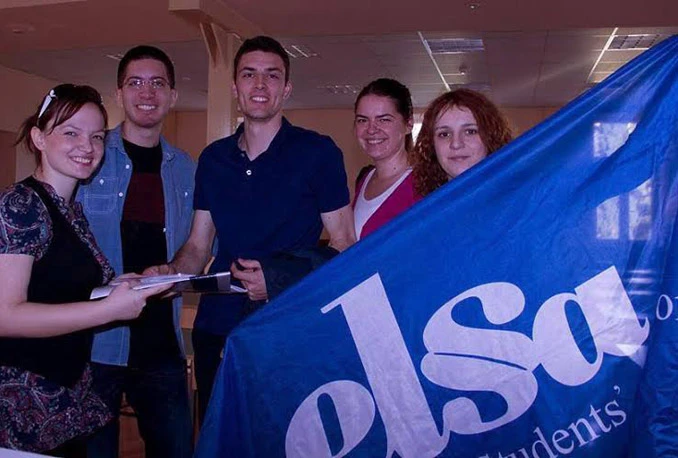 Organizirano natjecanje u pisanju ugovora